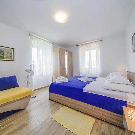 Apartment Akacija *